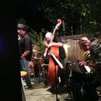 7/20/2013にHal H.がThe Canyon Bistro &amp;amp; Wine Bar in Topangaで撮った写真