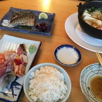 Photo taken at Toraya Japanese Restaurant by Yi-Hsiu C. on 5/25/2017