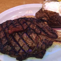 Photo taken at Texas Roadhouse by Charles A. on 3/31/2016