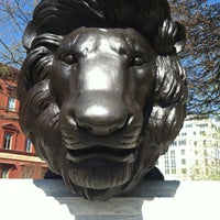 Photo prise au National Law Enforcement Officers Memorial par Evelyn P. le4/13/2013