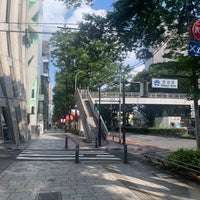 Photo taken at Omote-sando Station by じゅん(長崎サポ) on 6/24/2023