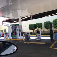 Photo taken at Gasolinera Tlalpan by Christopher d. on 3/21/2017