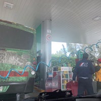 Photo taken at Gasolinera Cuemanco by Christopher d. on 6/6/2019