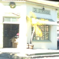 Foto tirada no(a) Dr. Strange Records por Josie R. em 12/20/2012