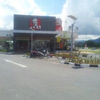 Kfc Drive Thru Jalan Sulaman Opposite Mcdonald S Drive Thru
