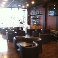 3/24/2012にTony R.がMoe&amp;#39;s Hookah Loungeで撮った写真