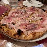 Photo taken at Pizzeria CIRO by Tai S. on 8/21/2021