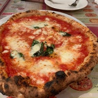 Photo taken at Pizzeria CIRO by Tai S. on 8/21/2021