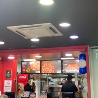 Photo taken at Domino&amp;#39;s Pizza by Hakan H. on 2/8/2020