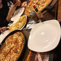 Photo taken at Pizza Hut by Helin P. on 12/11/2017