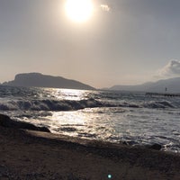 Photo taken at Alva Sitesi Plajı by Eda G. on 7/12/2019