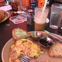 Photo taken at Snooze, an AM Eatery by Monica K. on 7/5/2021