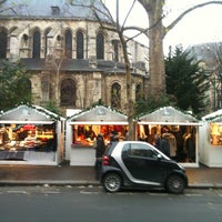 Photo taken at 219, Boulevard Saint-Germain by Mado R. on 12/13/2012