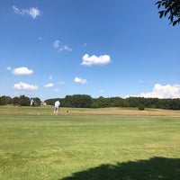 Foto diambil di Lane Creek Golf Course oleh Clif C. pada 9/2/2019
