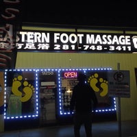 Photo taken at Eastern Foot Massage by Susie H. on 3/10/2014