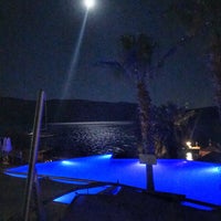 Photo taken at Ersan Resort &amp;amp; Spa by Sinem U. on 9/18/2018