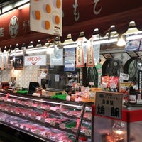 Photo taken at お肉のお店 さかもと by CH L. on 12/22/2012
