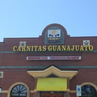 Снимок сделан в Carnitas Guanajuato пользователем Maziel P. 4/22/2013