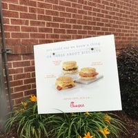 Photo taken at Chick-fil-A by Lindy F. on 5/4/2017
