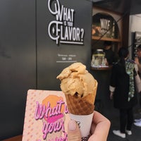 Foto tirada no(a) WIYF - Craft Ice Cream por Resa N. em 3/6/2017