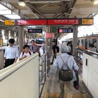 Photo taken at Platforms 2-3 by txuyosi on 6/26/2017