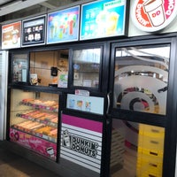 Photo taken at Dunkin&amp;#39; Donuts by Mitamura A. on 9/24/2018