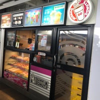 Photo taken at Dunkin&amp;#39; Donuts by Mitamura A. on 8/14/2018