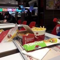 Photo taken at KFC by Станислав #. on 8/23/2018
