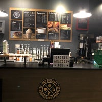 Foto tirada no(a) Uno 800 Café por Pukis 🐾🐕💕 em 11/23/2018