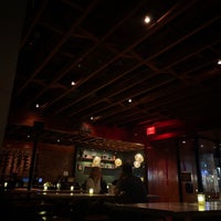 Foto tirada no(a) Bodega Wine Bar por M em 8/17/2021