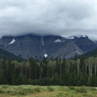 Foto tirada no(a) British Columbia Visitor Centre @ Mt Robson por noogman em 7/9/2016