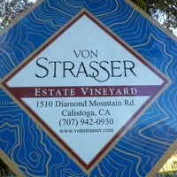Foto tirada no(a) Von Strasser Winery por Harry C. em 11/25/2012