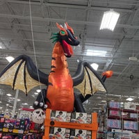 Photo taken at Sam&#39;s Club by Harry C. on 8/24/2023