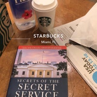 Photo taken at Starbucks by Artemisa L. on 2/13/2018