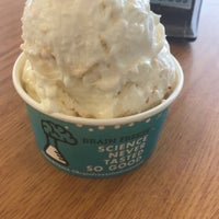 Foto scattata a Brain Freeze Nitrogen Ice Cream &amp;amp; Yogurt Lab da Artemisa L. il 1/9/2019