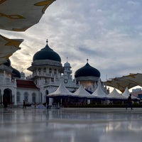 Photo taken at Masjid Raya Baiturrahman by Mr Z. on 5/1/2022