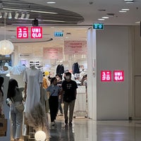 Photo taken at UNIQLO by Jake P. on 12/5/2022
