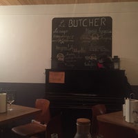 Photo taken at Le Butcher by Ali A. on 4/20/2018