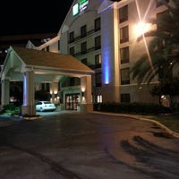 Photo taken at Holiday Inn Express &amp;amp; Suites by yunsung k. on 1/19/2013