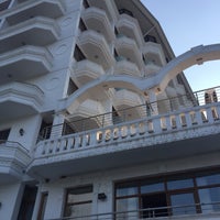 รูปภาพถ่ายที่ Thermalium Wellness Park Hotel โดย PELİN Ö. เมื่อ 8/16/2017