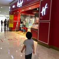 hamleys the curve