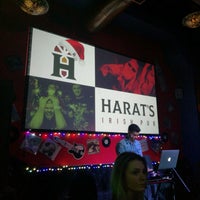 Foto tirada no(a) Harat&amp;#39;s Pub por Ella🍭 em 12/21/2019