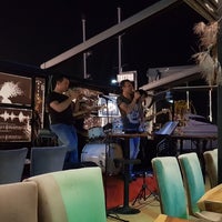 Das Foto wurde bei Beerbaşka Friends von Kemal Ç. am 5/5/2018 aufgenommen