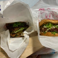 Photo taken at MOS Burger by BIG-yoshi on 9/29/2020