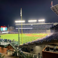 Photo taken at Wrigley Rooftops 1044 by BD on 9/28/2018