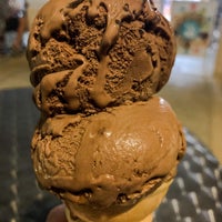 Photo taken at Kilwins Ice Cream by BD on 7/13/2020