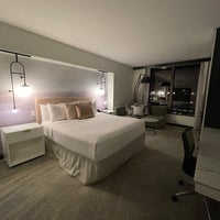 Foto tirada no(a) Hotel 1000, LXR Hotels &amp;amp; Resorts por BD em 11/18/2021