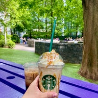 Photo taken at Starbucks by Dayana🔹 on 5/22/2022