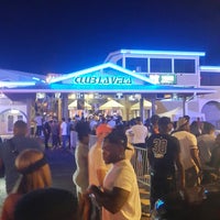 Foto diambil di Club La Vela oleh Steve V. pada 3/17/2018