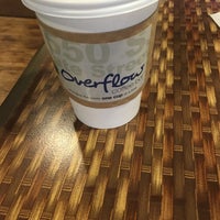 Das Foto wurde bei Overflow Coffee Bar von Evan R. am 8/5/2016 aufgenommen